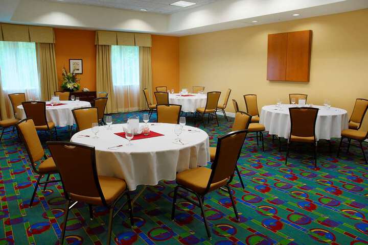 Room 8 of 20