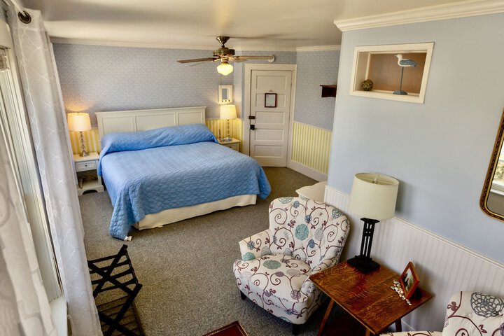Room 71 of 113