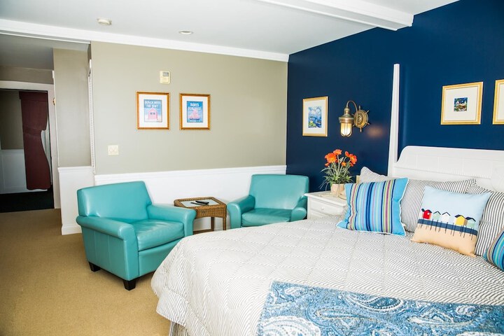 Room 30 of 52
