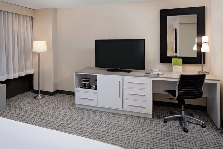 Room 34 of 57