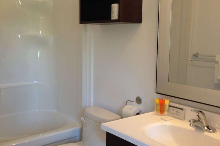 Room 12 of 26