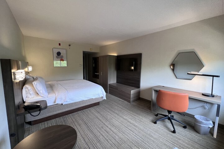 Room 20 of 46