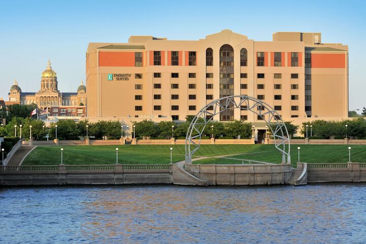 Embassy Suites Hotel Des Moines Downtown