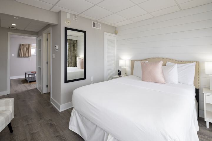 Montreal Beach Resort