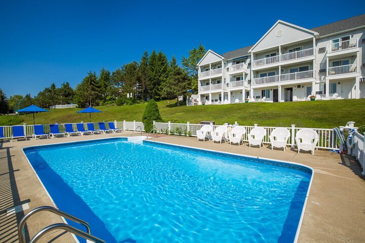 Strawberry Hill Seaside Inn