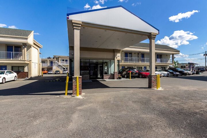 Motel 6 Elizabeth NJ - Newark Liberty Intl Airport