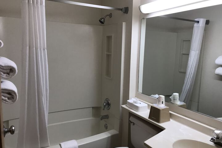Super 8 by Wyndham Canonsburg / Pittsburgh Area