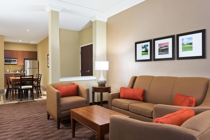 Room 16 of 46