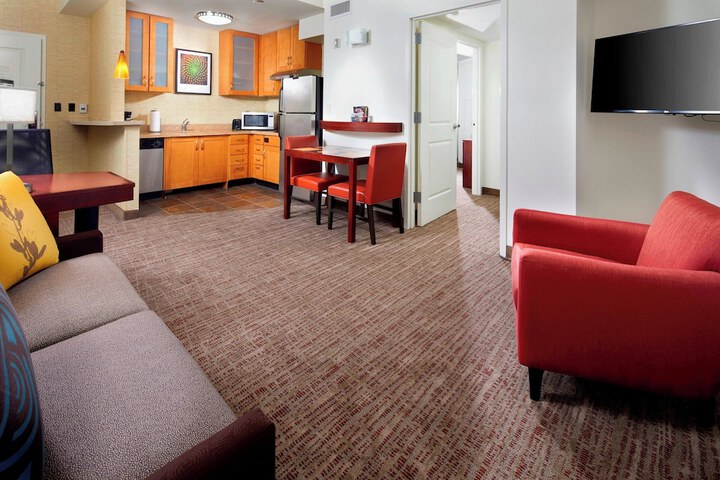 Room 22 of 28