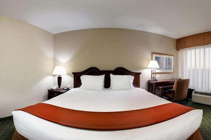 Holiday Inn Express Hotel & Suites Cape Girardeau I-55 by IHG