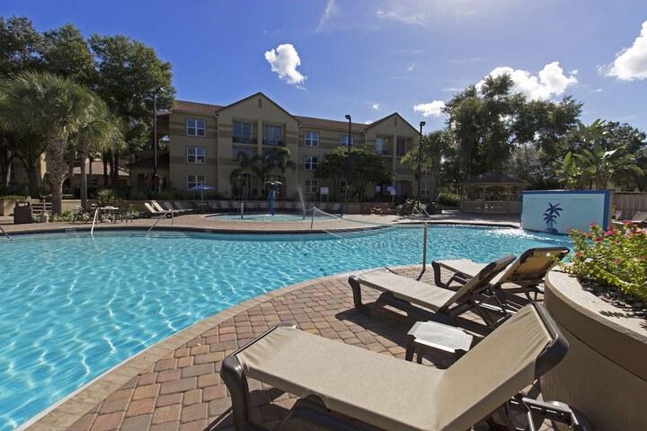 Pool 4 of 50