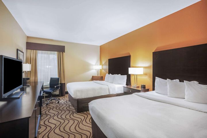 La Quinta Inn & Suites by Wyndham Beeville