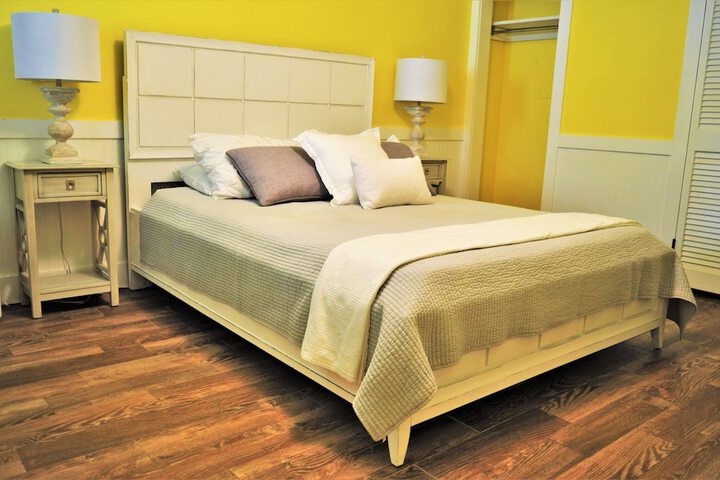 Room 15 of 50