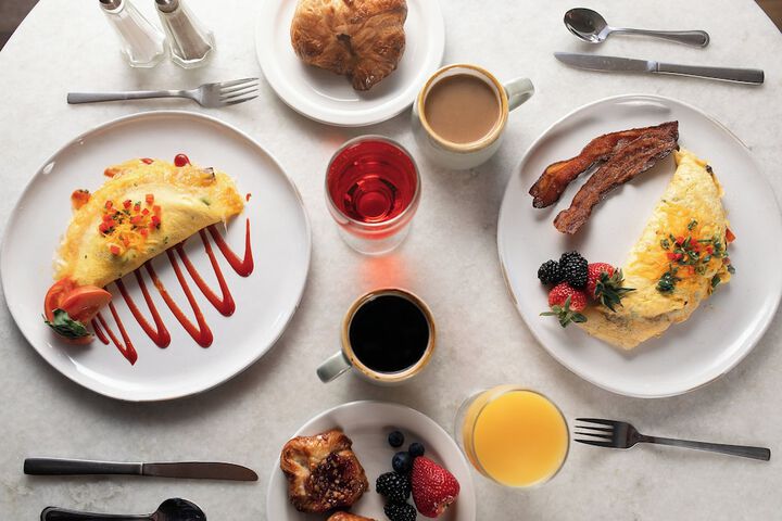Breakfast/Coffee Service 118 of 164
