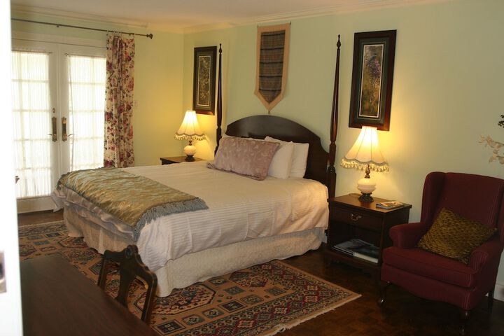 Room 16 of 66