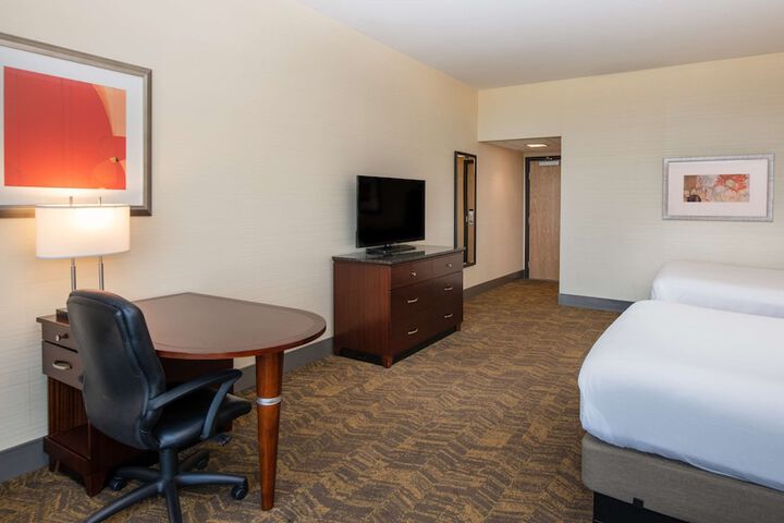 Room 34 of 116