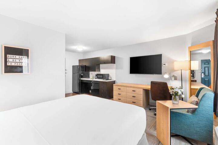 Room 36 of 47