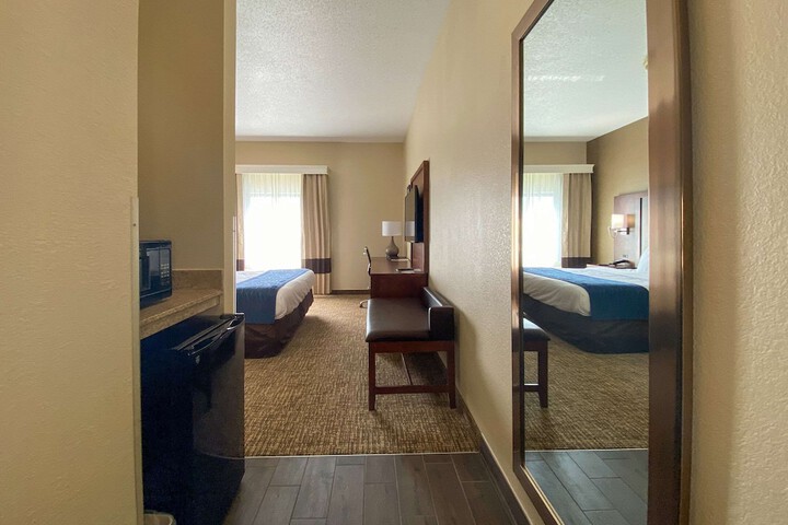 Room 22 of 44
