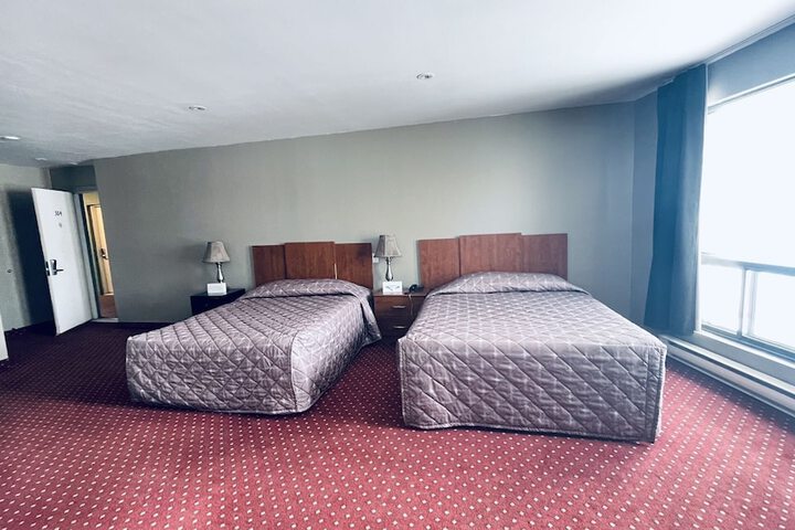 Falcon Motel Brossard
