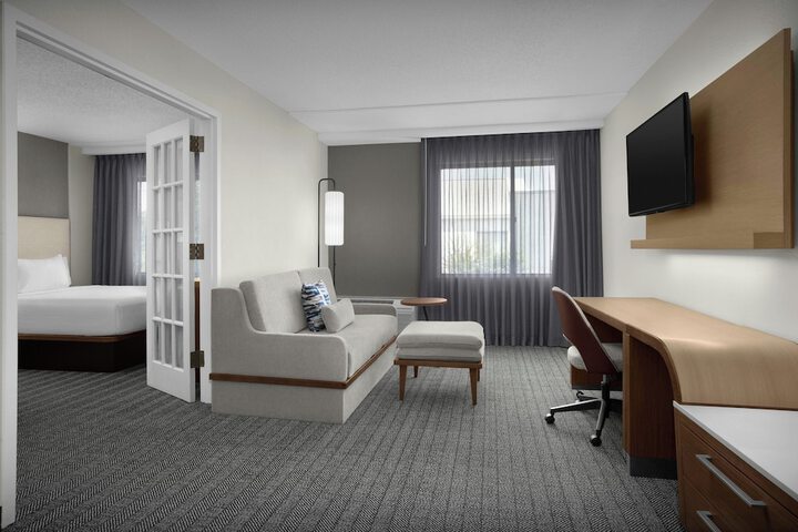 Courtyard by Marriott Dallas DFW Airport North / Irving