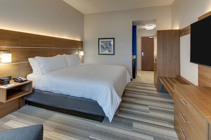 Room 42 of 67