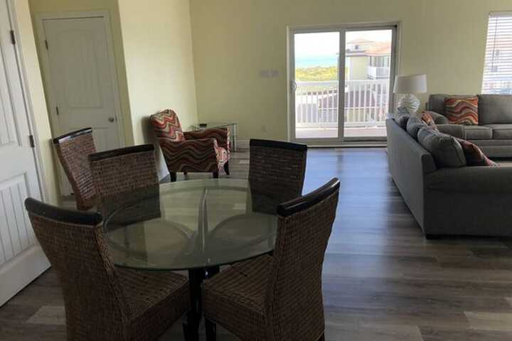 Beachgate CondoSuites and Oceanfront Resort