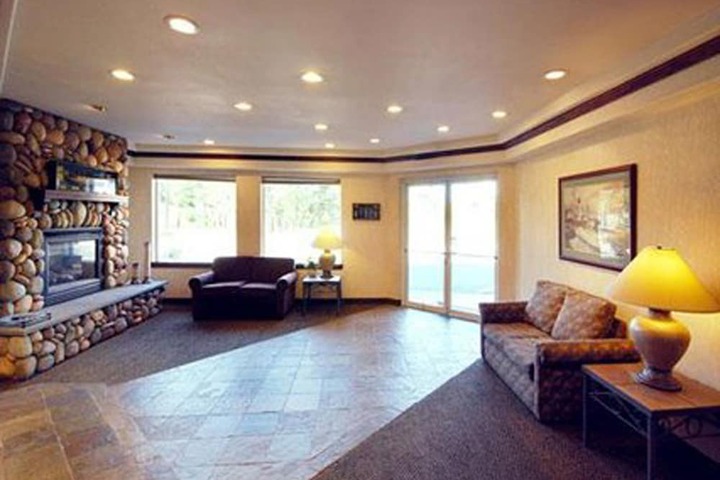 Comfort Inn & Suites Lincoln City
