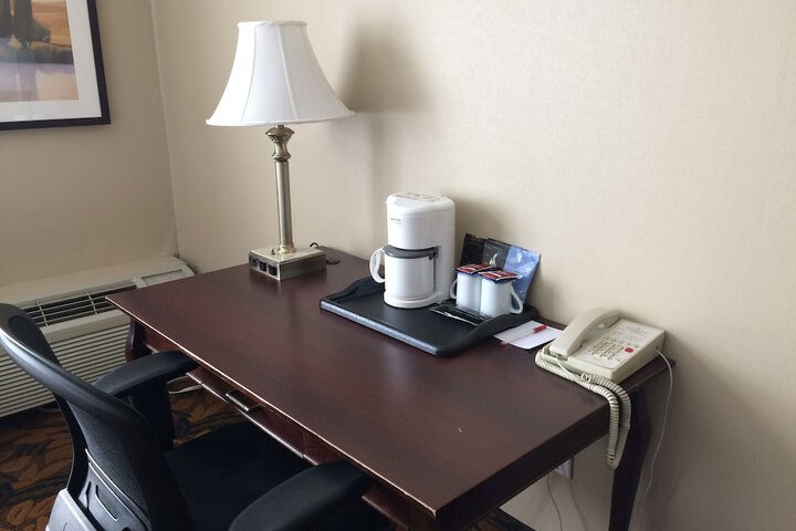 Room 27 of 54