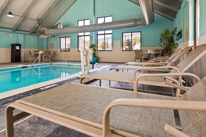 Pool 6 of 51