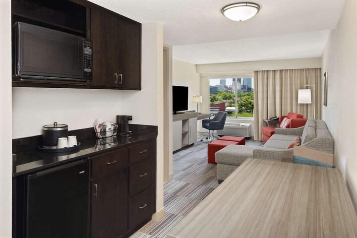 Room 21 of 31