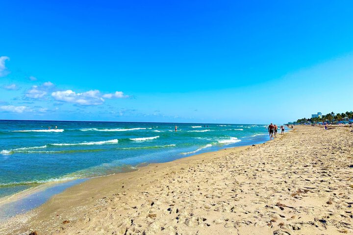 Club Lux Resort by the Beach