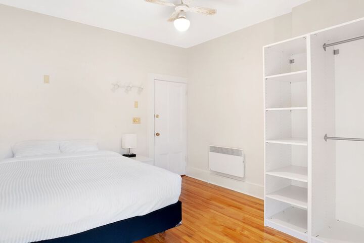 Room 10 of 56