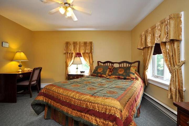 Room 73 of 135