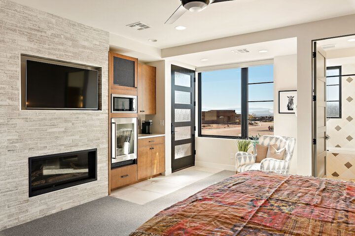 Snow Canyon Retreat #13 by RedAwning
