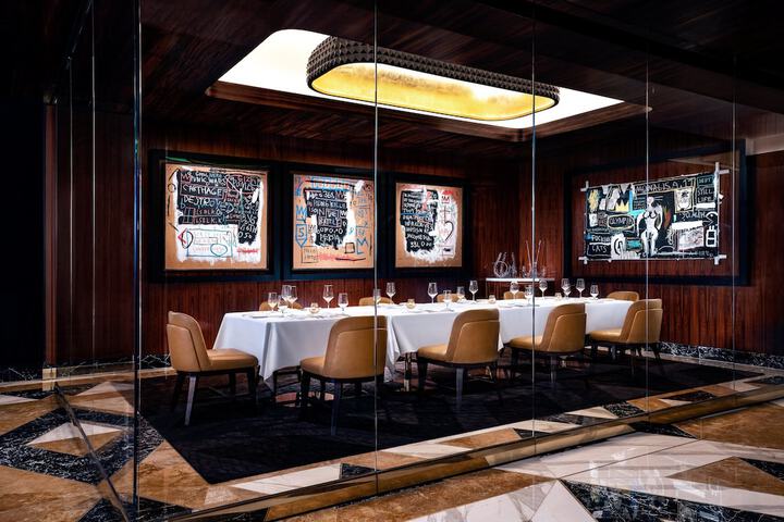 Dining 79 of 129