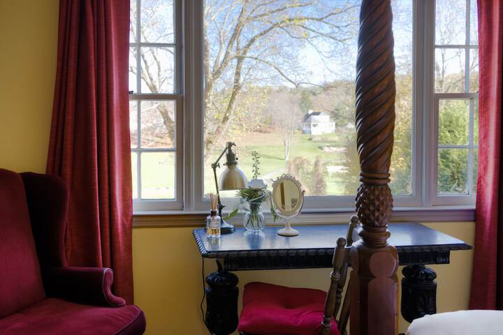 Room 37 of 52