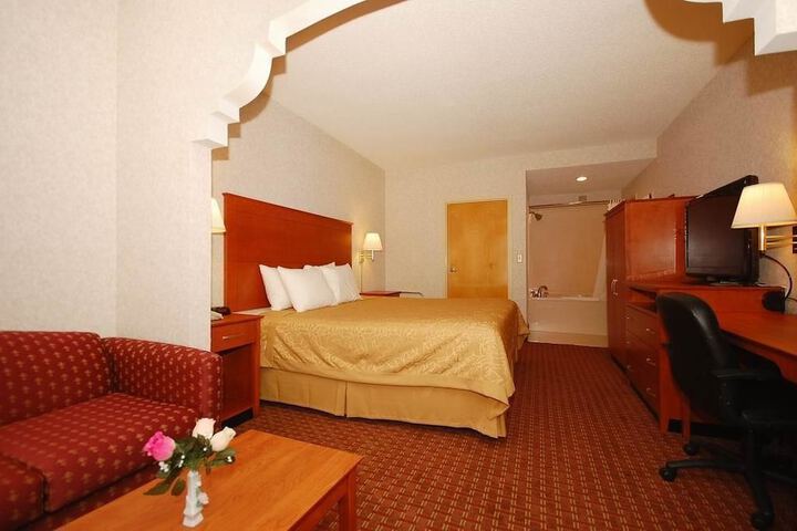Room 14 of 28