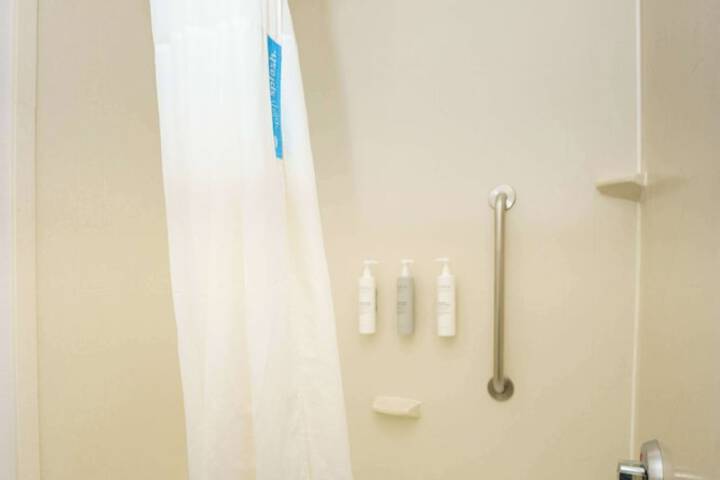 Hampton Inn Garden City