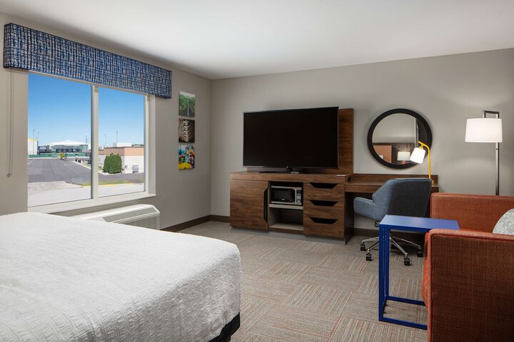 Room 20 of 33