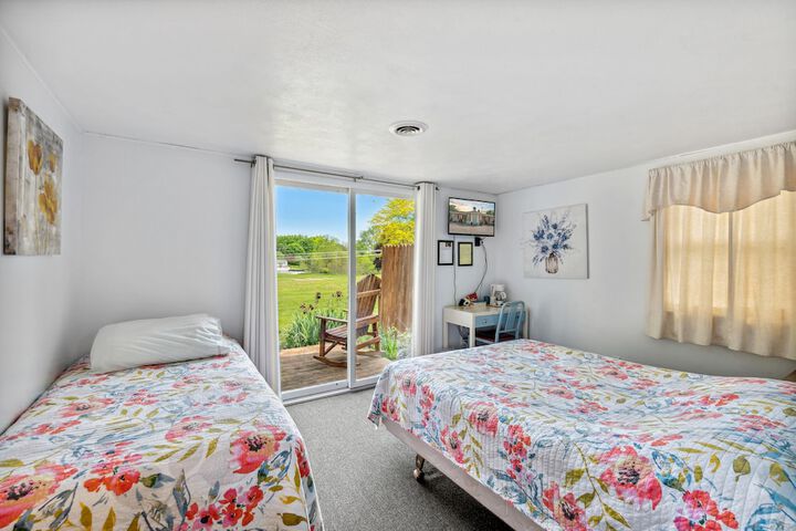 Room 11 of 22