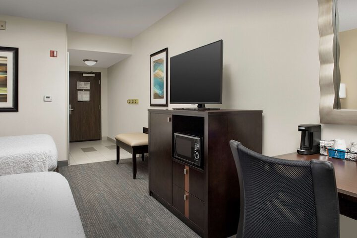 Room 9 of 41