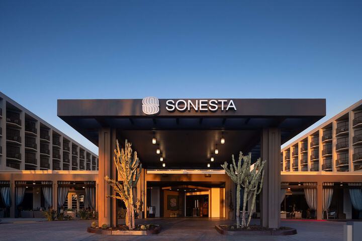 Hotel 3 of 95
