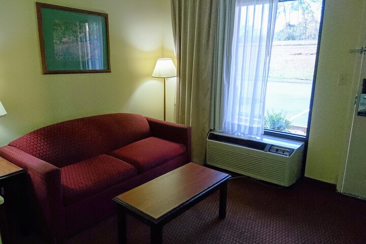 Room 20 of 34
