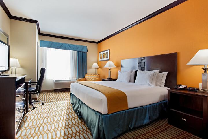 Holiday Inn Express Hotel & Suites Corpus Christi-Portland by IHG