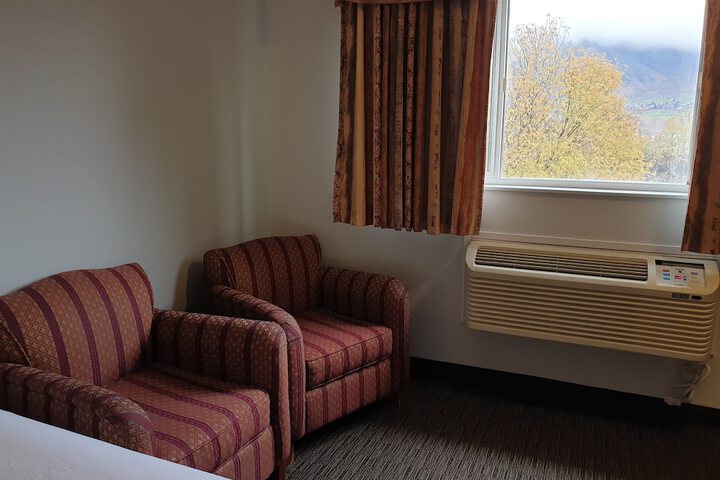 Room 61 of 99