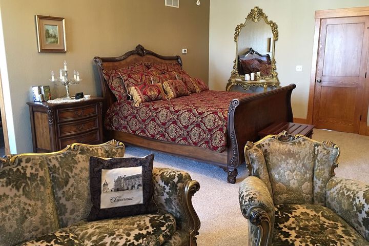 Room 11 of 27