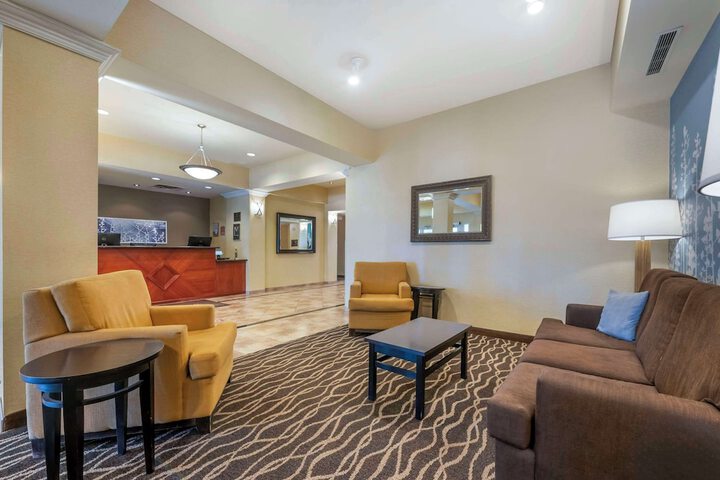 Hotel Interior 18 of 46