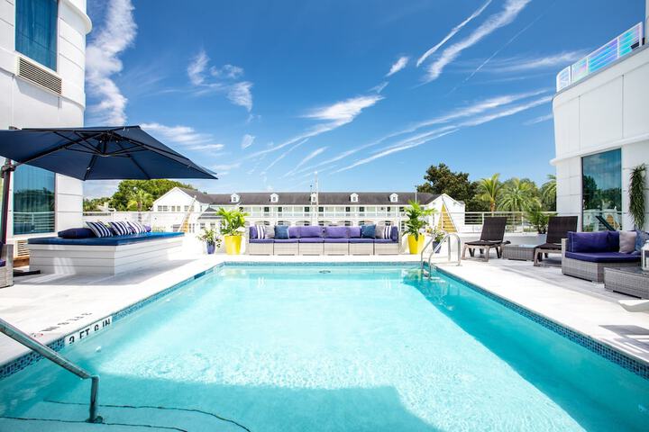 Pool 7 of 53