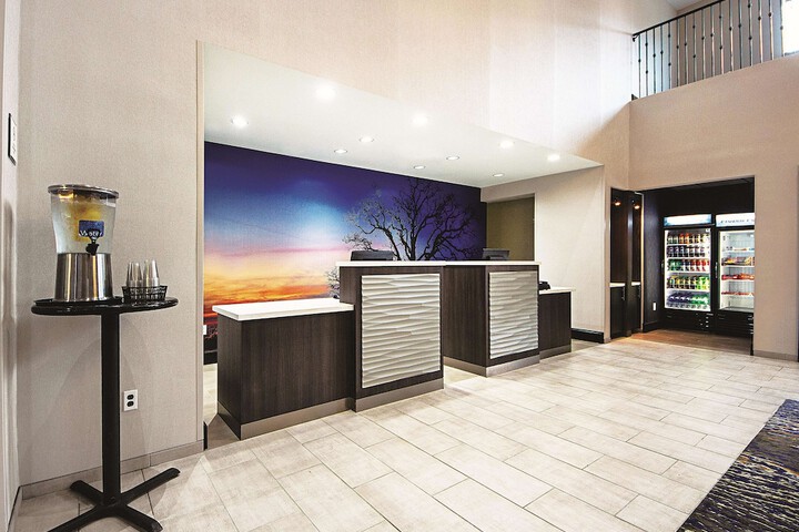 La Quinta Inn & Suites by Wyndham McKinney