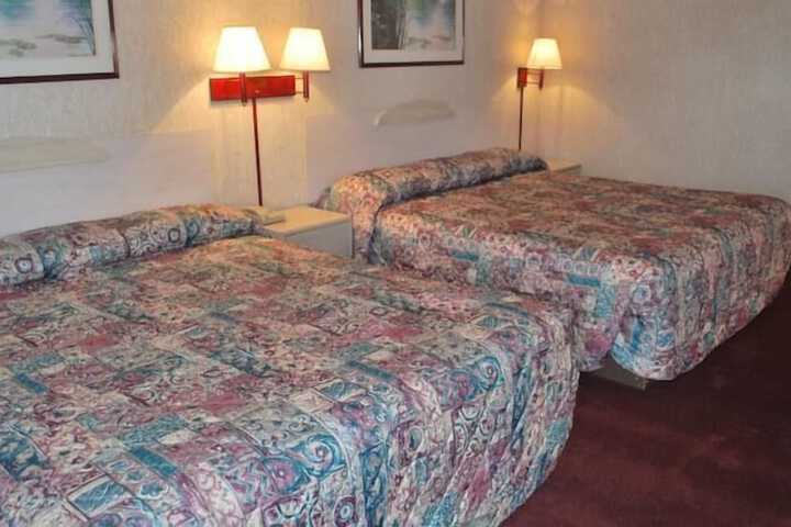 Room 14 of 36